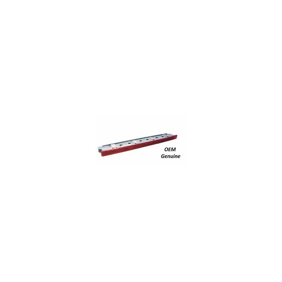 TERZO STOP AUD A4 01--