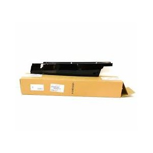 COPRIPIANTONE PORTA ANT DX CENT POR MACAN 14--